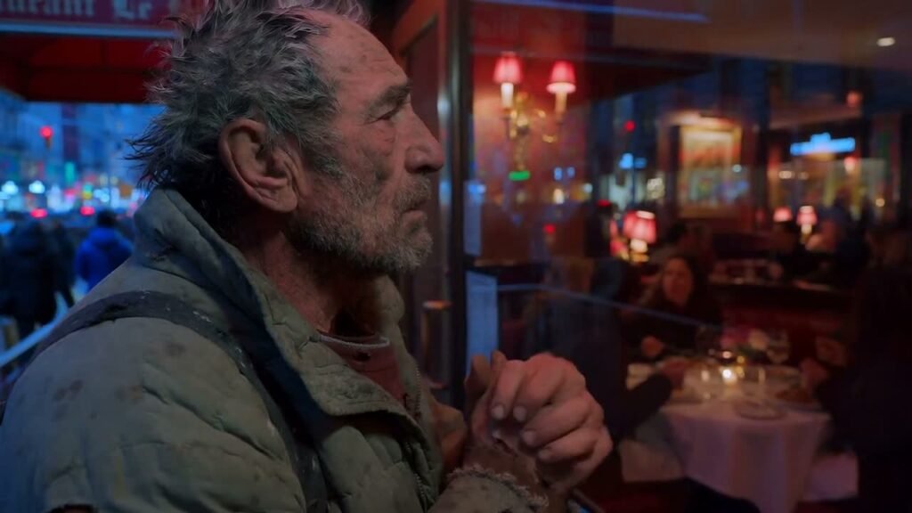 The Homeless Man, the Elegant Restaurant, and the Moment That Says Everything About Dignity